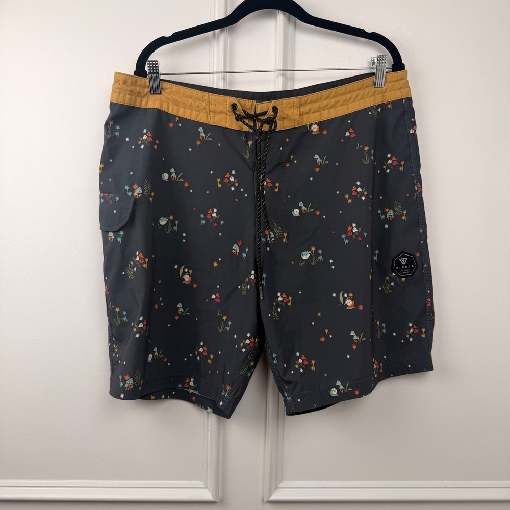 Vissla Mens Mushroom Print Board Shorts Charcoal Grey Coconut Stretch Size 36